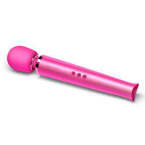 Le Wand Massager In Magenta